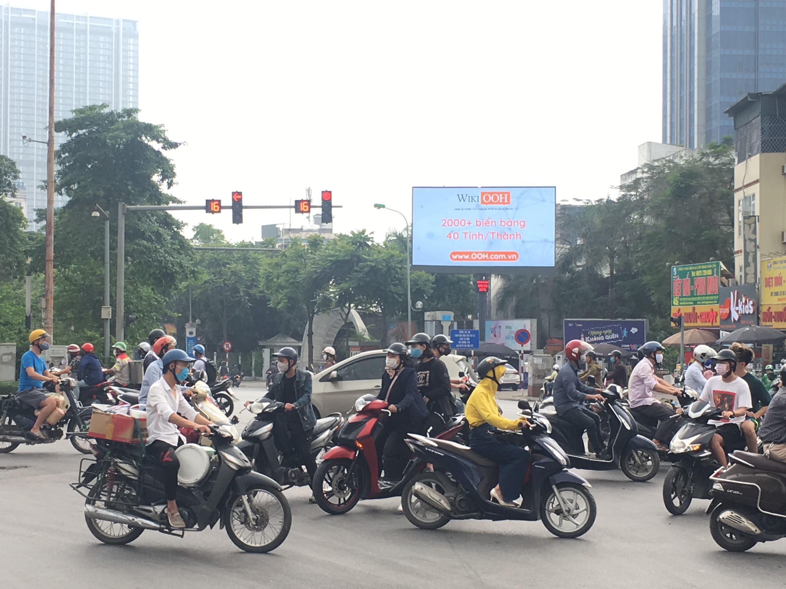 phản ứng về sàn WikiOOH