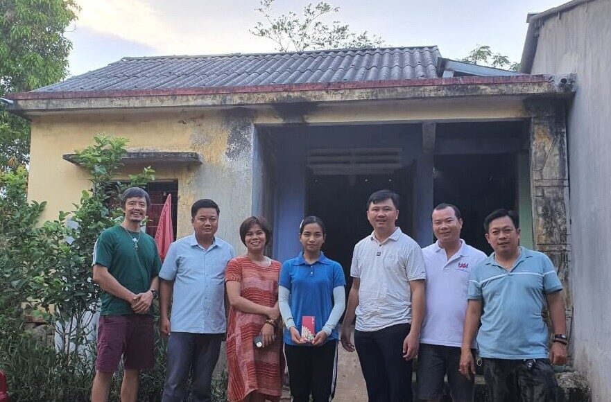 HAA trao quà thiện nguyện