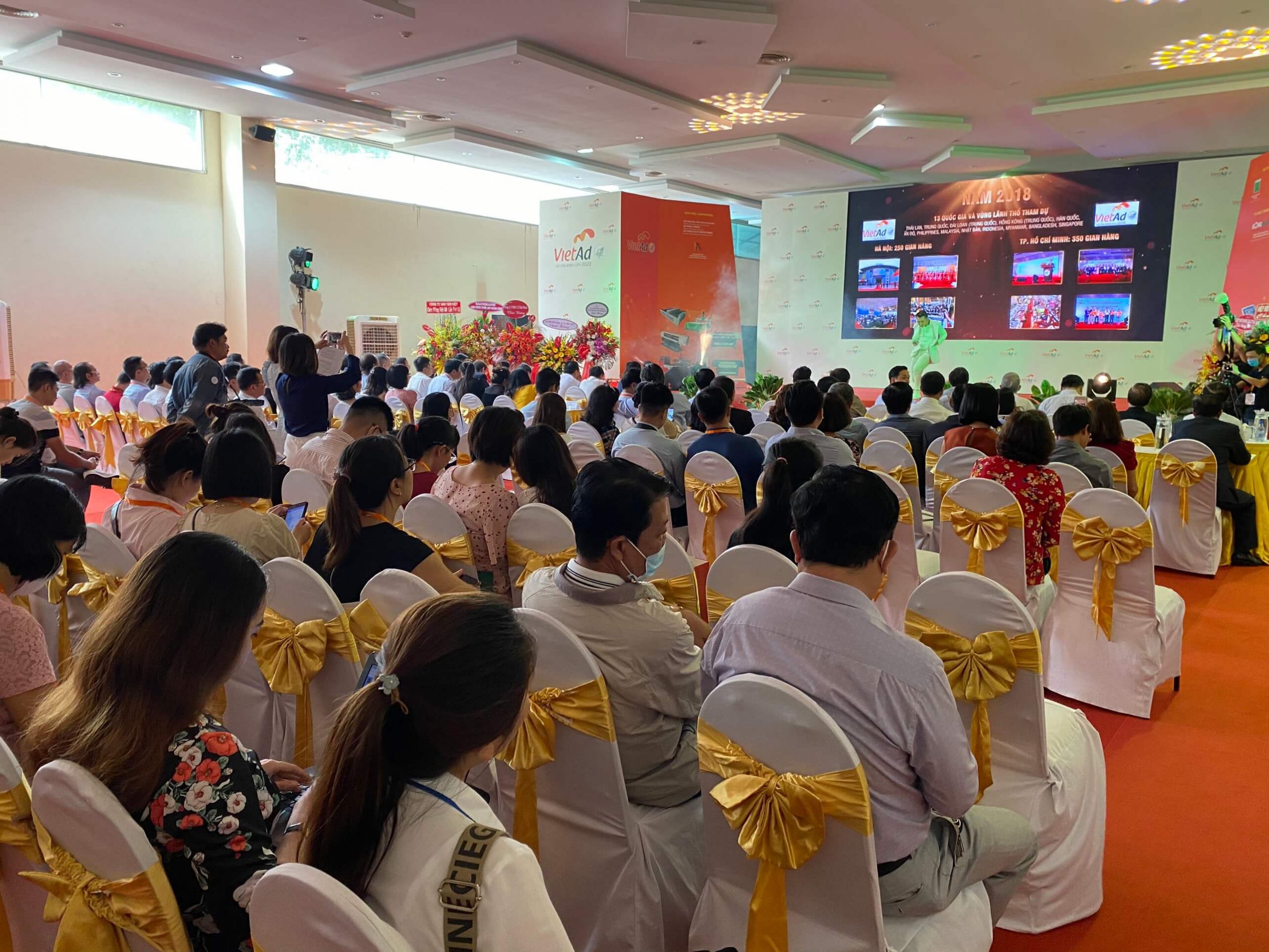 chương trình khai mạc triển lãm