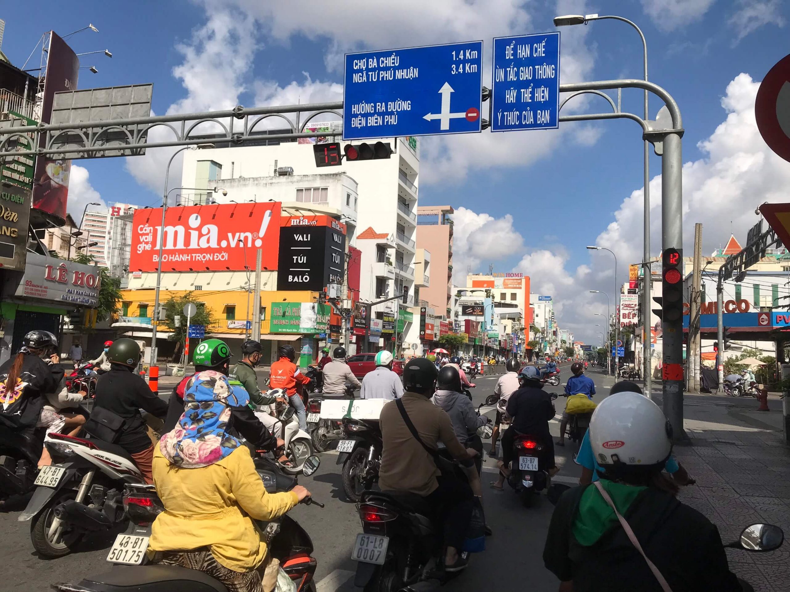 quảng cáo ngoài trời