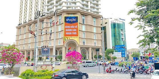 LED Lý Chính Thắng và LED Vincom Phạm Ngọc Thạch
